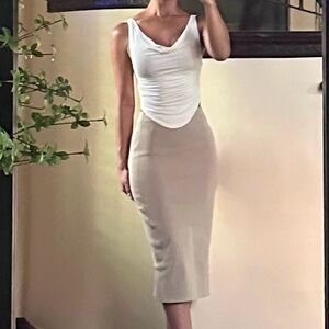 Aritzia Babaton Sculpt Knit Tube Skirt Beige XS